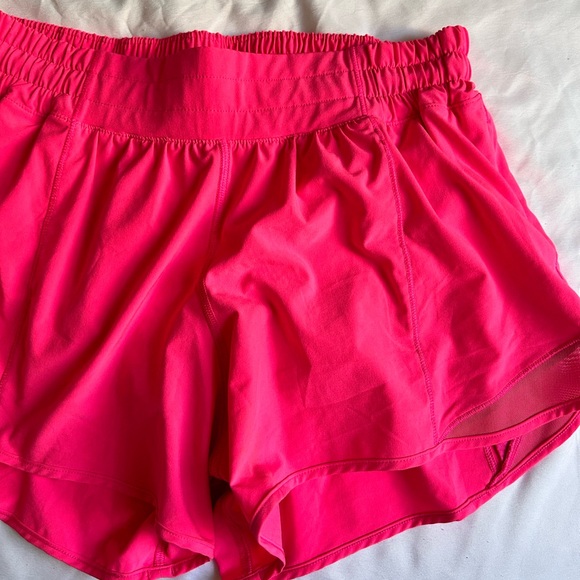 Lululemon Hotty Hot 8 - Picture 2 of 3